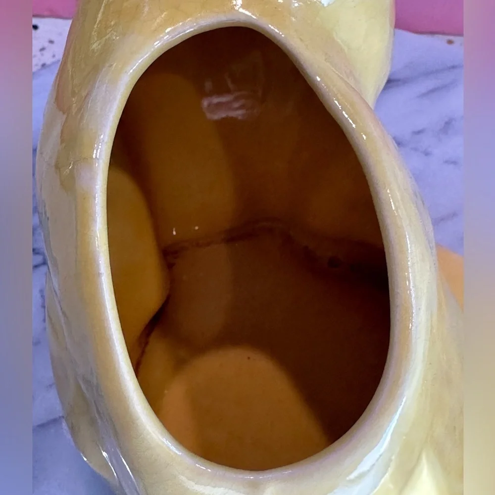 Antique Vintage‎ Yellow Cat Vase